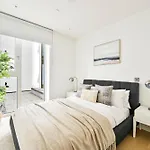 Exotic White City Apt -Steps To Tube, Westfield, Portobello