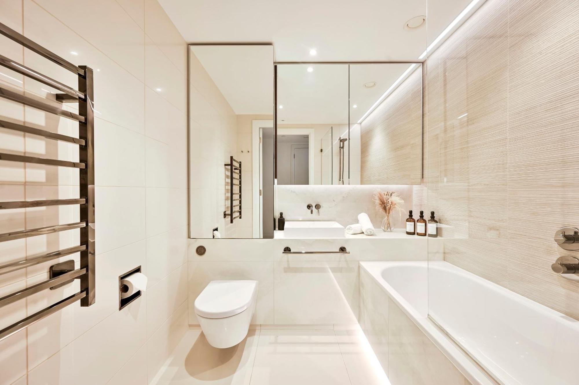 Exotic White -steps To Tube, Westfield, Portobello Apartamento *